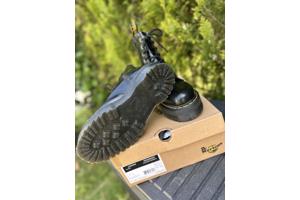 Dr. Martens Jadon maat 39