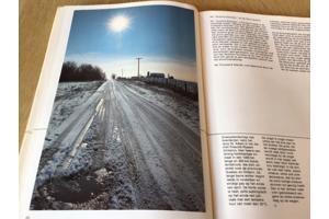 2 boeken v.Canada ,oudere & vernieuwde versie TOP