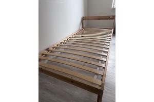 Bedframe IKEA