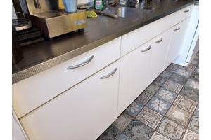 Complete bruynzeel keuken met RVS blad en spoelbak