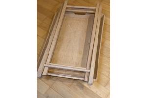 Klaptafeltje of bijzettafel