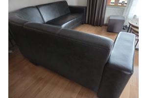 Ruime hoekbank antraciet/zwart