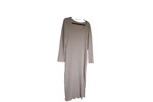 Stretchy beige jurk met split XXL
