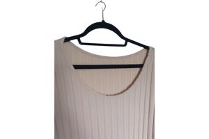 Stretchy beige jurk met split XXL