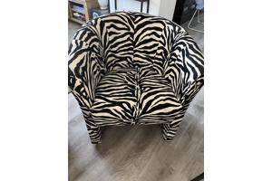 2 Leuke fauteuils , tijgerprint . In goede staat.