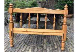 Houten eenpersoonsbed