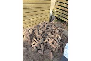 Gratis af te halen: diverse bestratingsmaterialen