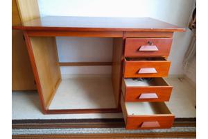 Vintage eiken bureau jaren 60/70