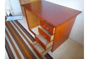 Vintage eiken bureau jaren 60/70