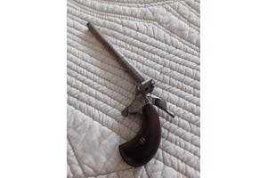 2x salonpistool vrijgesteld