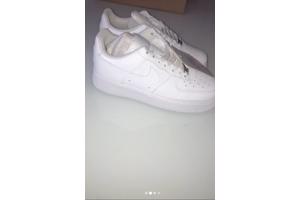 Nike airforce maat 36