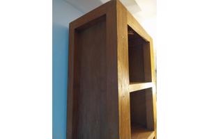 Boekenkast teakhout, open aan achterkañt