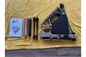 Black Bunker 5.5 folded