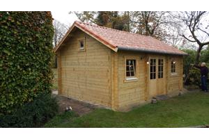 MAATWERK: blokhutten, woonunits, bijgebouwen.