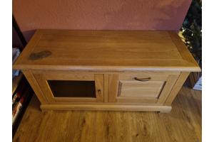 Massief eikenhouten meubel