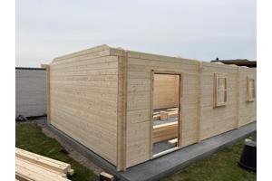 MAATWERK: blokhutten, woonunits, bijgebouwen.