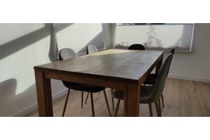Eettafel massief eiken