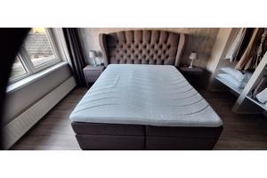 Mooie boxspring kleur lever afm. 180x200cm