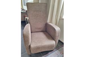 Bruine fauteuil/ stoel