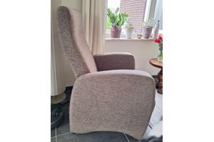 Bruine fauteuil/ stoel