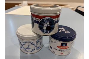 Los of samen te koop : 23 blikken trommels bussen oud nieuw