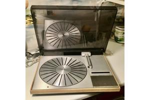 Audio apparatuur , defect.  Geen probleem, toch ?