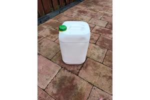 Petroleum 25 liter (1,75 pl) 43,75 euro