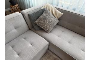 Lichtgrijze hoekbank