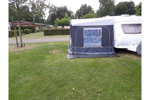 HOBBY DE LUXE 400SF. VOORTENT, LUIFEL, MOVER