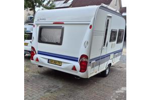HOBBY DE LUXE 400SF. VOORTENT, LUIFEL, MOVER
