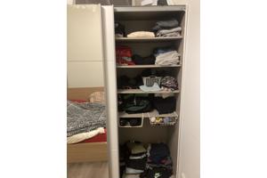 Mooie grote kledingkast