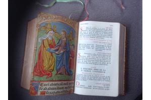 Boek ;Katechismus voor Plechtige Heilige kommunie en vormsel