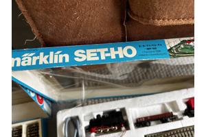 2 sets van Marklin incl wat losse onderdelen