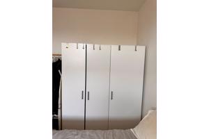 FREE / FREE: IKEA WHITE CLOSET (179x139x40)