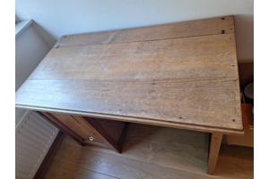 Houten bureau