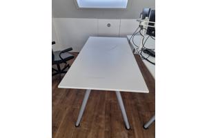 Bureau 80x160cm in hoogte verstelbaar