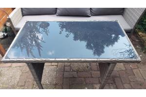 Loungebank en tafel