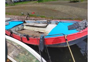 Stalen sloep te koop