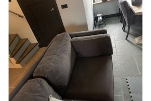 Landelijke grijze bank