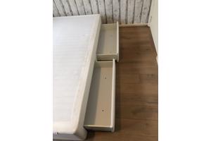 Boxspring 140x200 ikea sultan met 4 handige opberglades