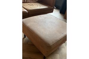 Bankstel met stoel en hocker