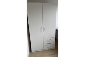 Kledingkast wit