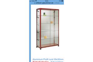 vitrinekast, met dubbele deuren, stofvrij, 10 stuks halogeen