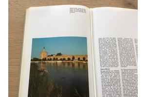 BOEK v.De Provence en de Camargue TOP land,de moeite waard