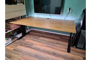 Moet Snel Weg Groot Burea/Tafel D:100cm B:180 H: Verstelbar