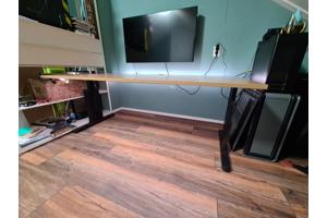 Moet Snel Weg Groot Burea/Tafel D:100cm B:180 H: Verstelbar