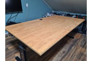 Moet Snel Weg Groot Burea/Tafel D:100cm B:180 H: Verstelbar