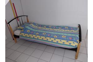 1 persoonsbed 90cm x 210cm