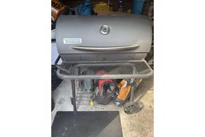 Mooie Barbecue  te koop