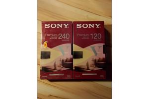 5 Sony VHS videocassettes